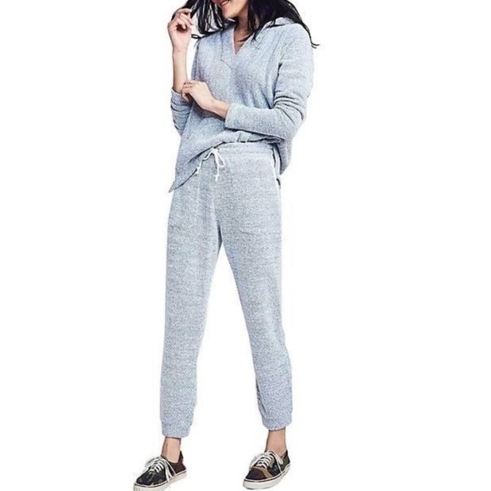Faherty knit joggers size S